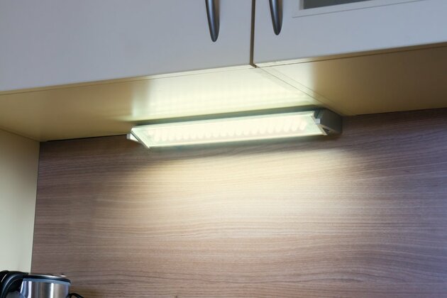 HEITRONIC LED svítidlo pod skříňku MIAMI 10W 580mm 10W/580mm 29001